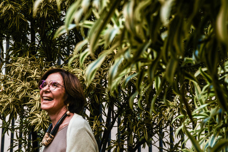 Intitulada "Minha Escolha pela Ação Social: Sobre Legados, Territórios e Democracia", a obra é editada pela Tinta-da-China Brasil e relata sua extensa trajetória à frente de ações sociais