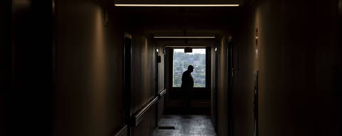 A resident at the Rosemont Tower complex in Baltimore, May 24, 2024. ORG XMIT: XNYT0525