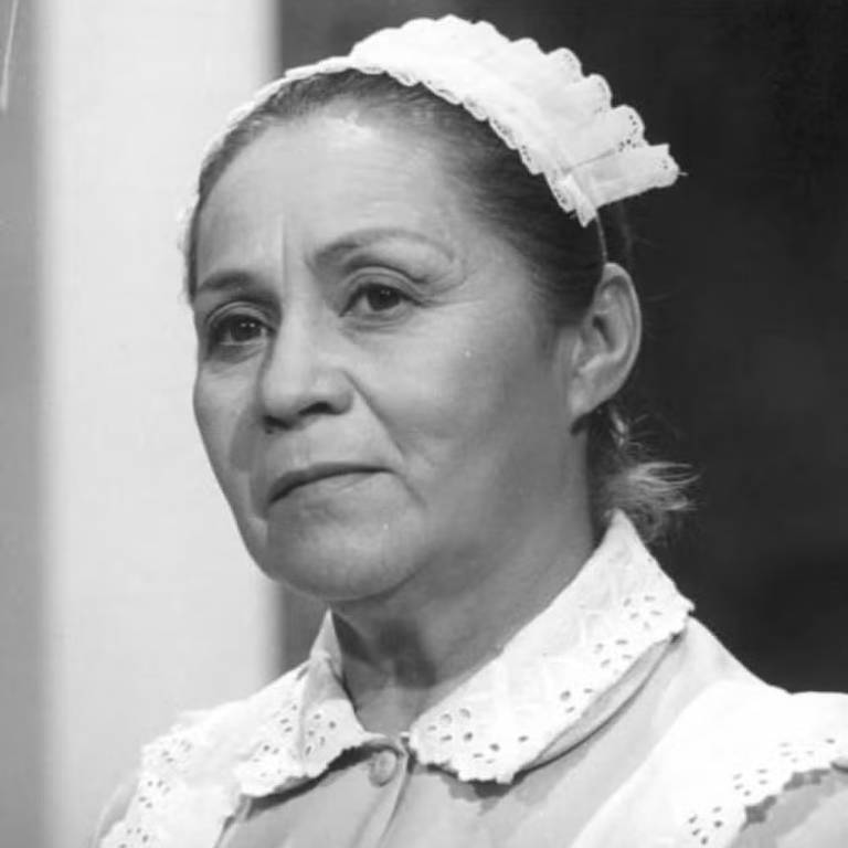 A atriz Ilva Niño na pele da empregada Mina na novela 'Roque Santeiro', de 1985