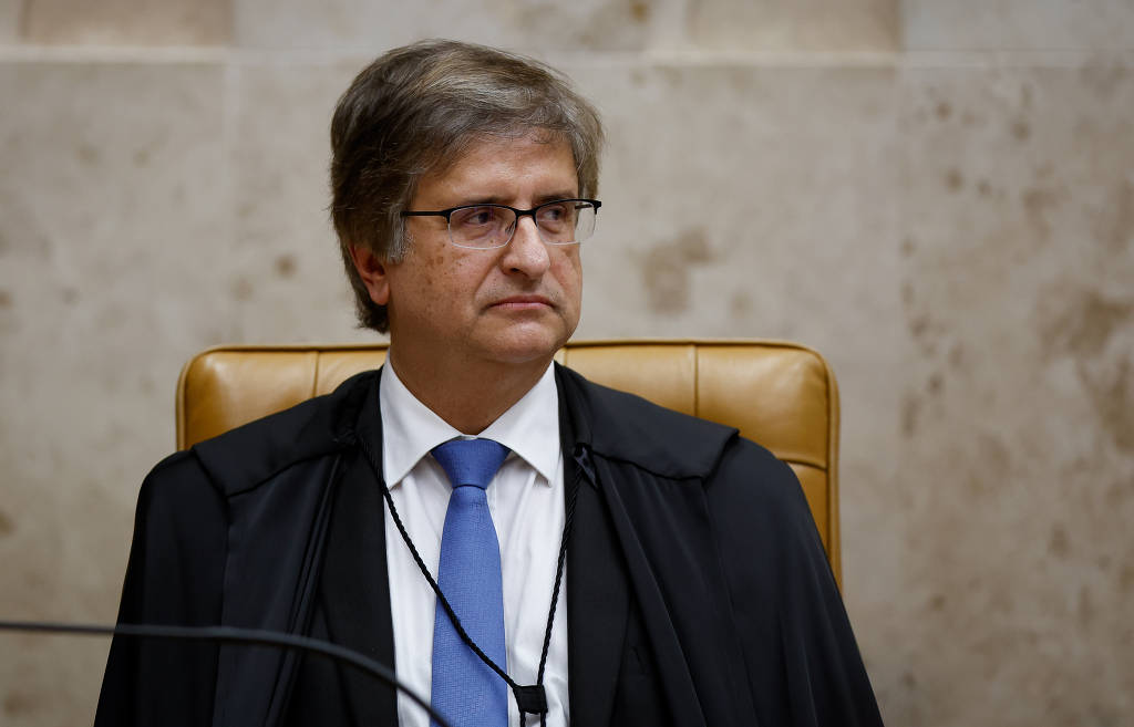 Procurador-geral da República, Paulo Gonet durante sessão plenária do STF