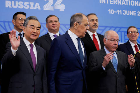 Proposta de China e Brasil para Guerra da Ucrânia ganha apoios, diz Pequim
