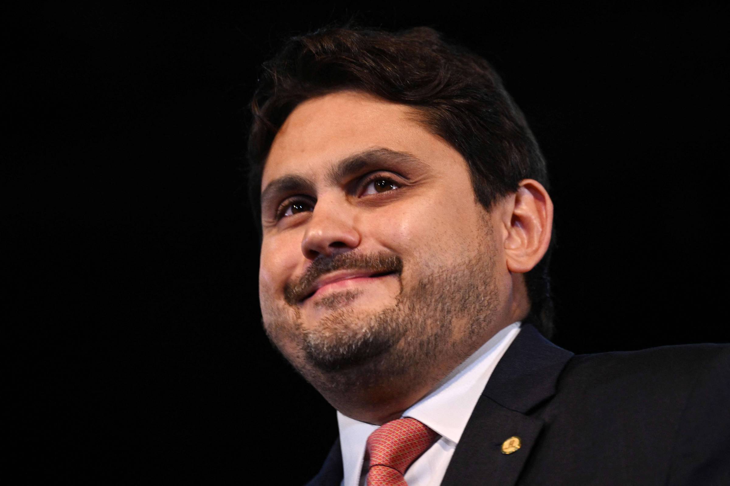 Ministro de Lula pede ao STF trancamento de inquérito após ser indiciado pela PF
