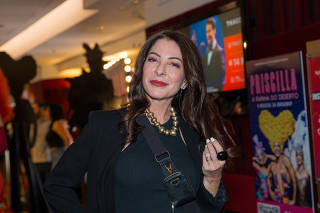 A apresentadora Ana Paula Padro