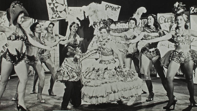 Grande Otelo em cena de 'Carnaval Atlântida' (1952)