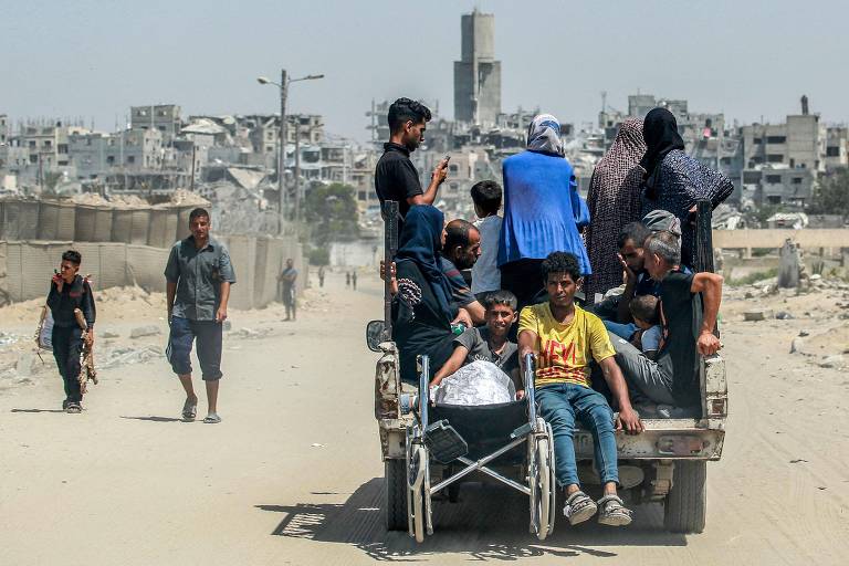 Palestinos vivem drama diário em busca por familiares desaparecidos em Gaza