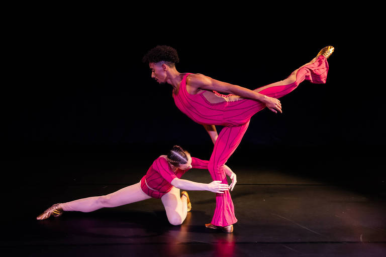 Coreografia 'Yoin', de Jomar Mesquita, da São Paulo Companhia de Dança