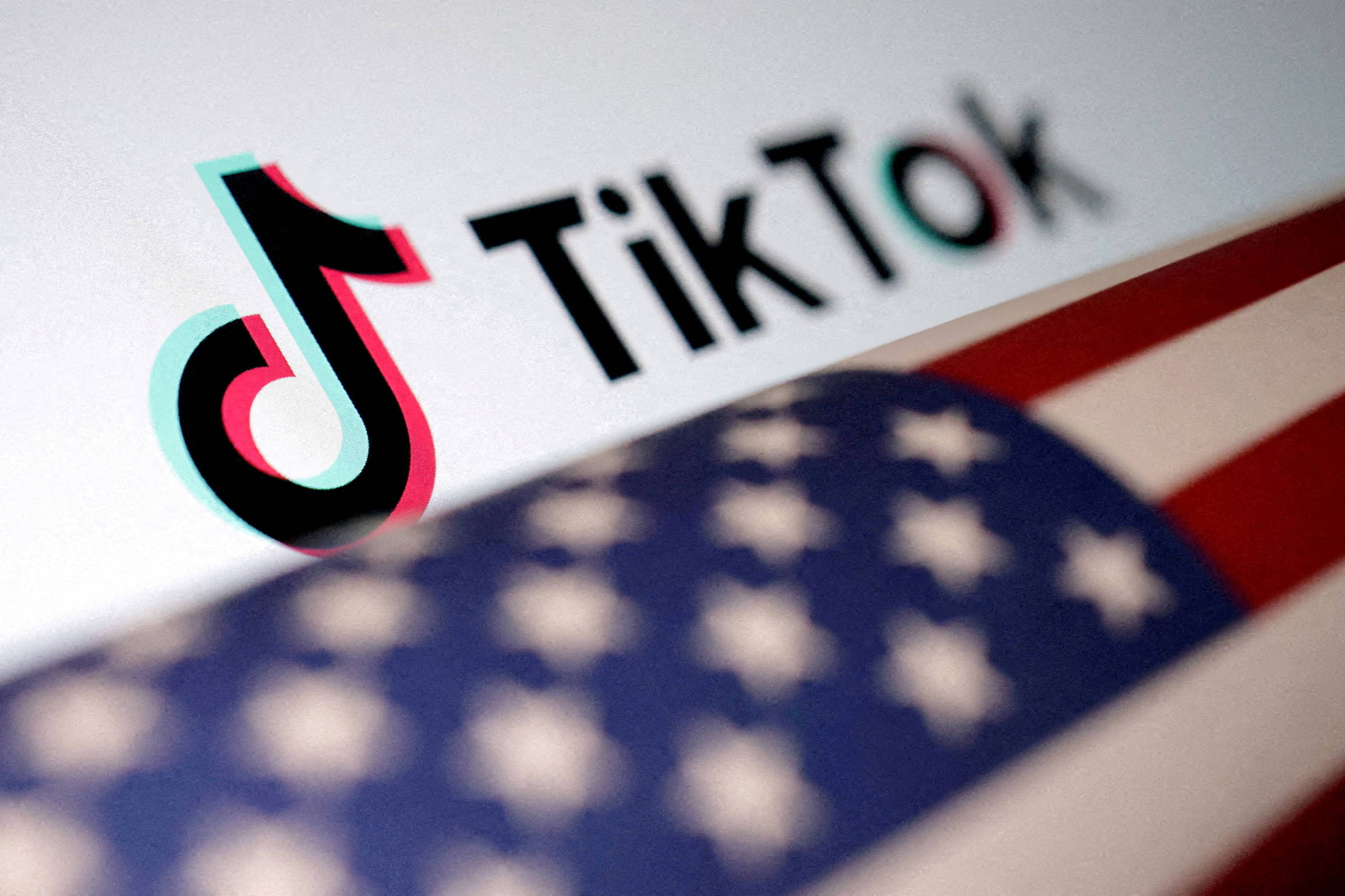 EUA processa TikTok por violações de privacidade infantil