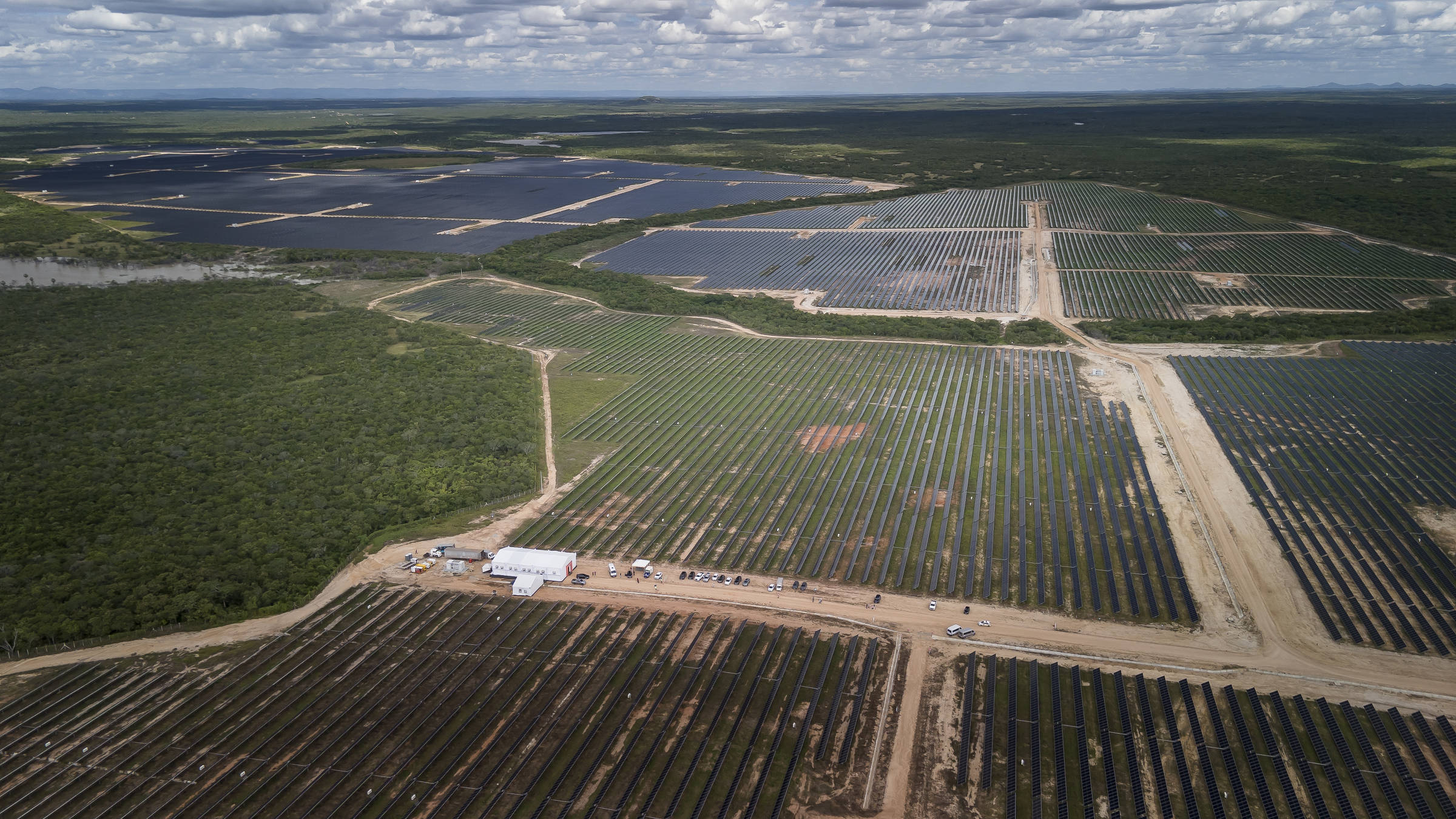 Países Emergentes Superam Ricos em Energia Limpa: Estudo 2024