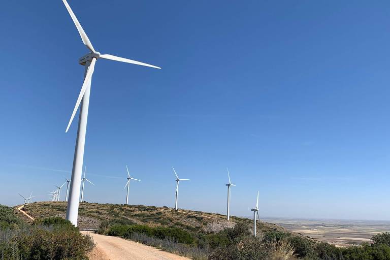 O dilema da Espanha por produzir 'excesso' de energia com fontes renováveis