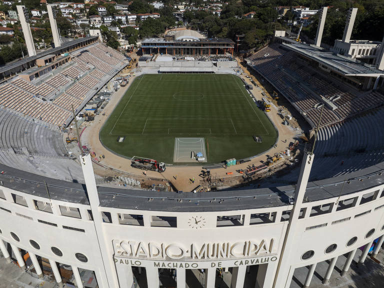 A fachada do estádio do Pacaembu, ou Arena Mercado Livre; contrato entre Prefeitura e concessionária foi firmado em 2019 e é válido até 2054
