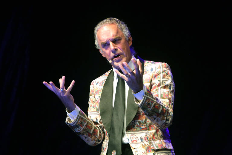 O psicólogo canadense Jordan Peterson, ícone da direita, durante palestra em São Paulo, no dia 18 de junho