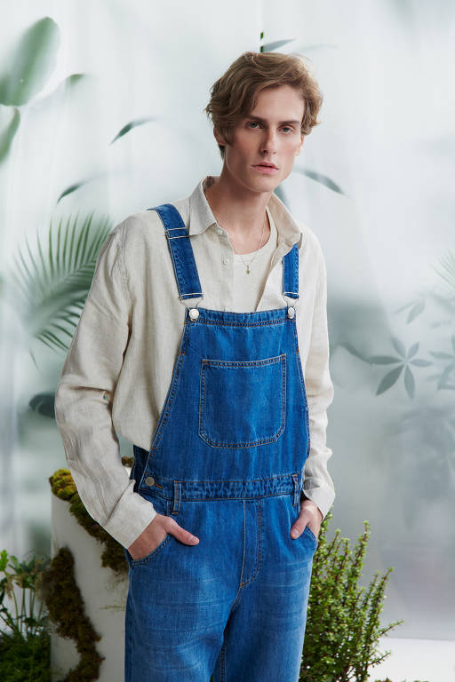 Coleção de roupas da Oriba feitas com fibra de cânhamo, tirada do caule da cannabis sativa