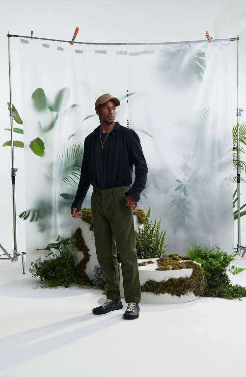 Coleção de roupas da Oriba feitas com fibra de cânhamo, tirada do caule da cannabis sativa