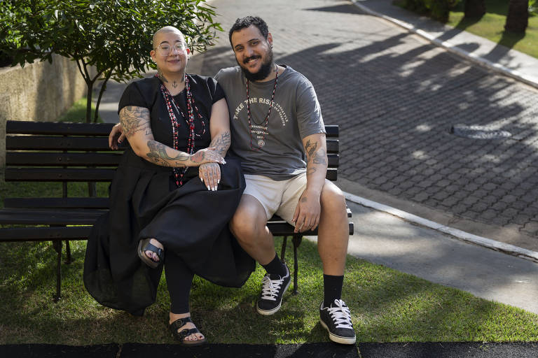 Para Lorena, um relacionamento não tem uma fórmula única e não é linear, por isso resolveu tentar outra configuração com seu parceiro. "As pessoas podem ser o que quiserem dentro da relação, desde que elas se respeitem, se organizem e cuidem uma da outra. Se vai beijar alguém, transar com alguém, isso é tão pequeno perto do que a vida é e pode ser".