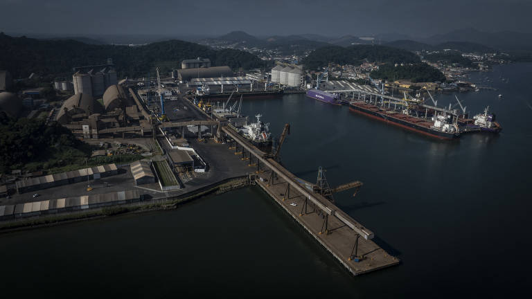 Porto de São Francisco do Sul fica na Baía da Babitonga