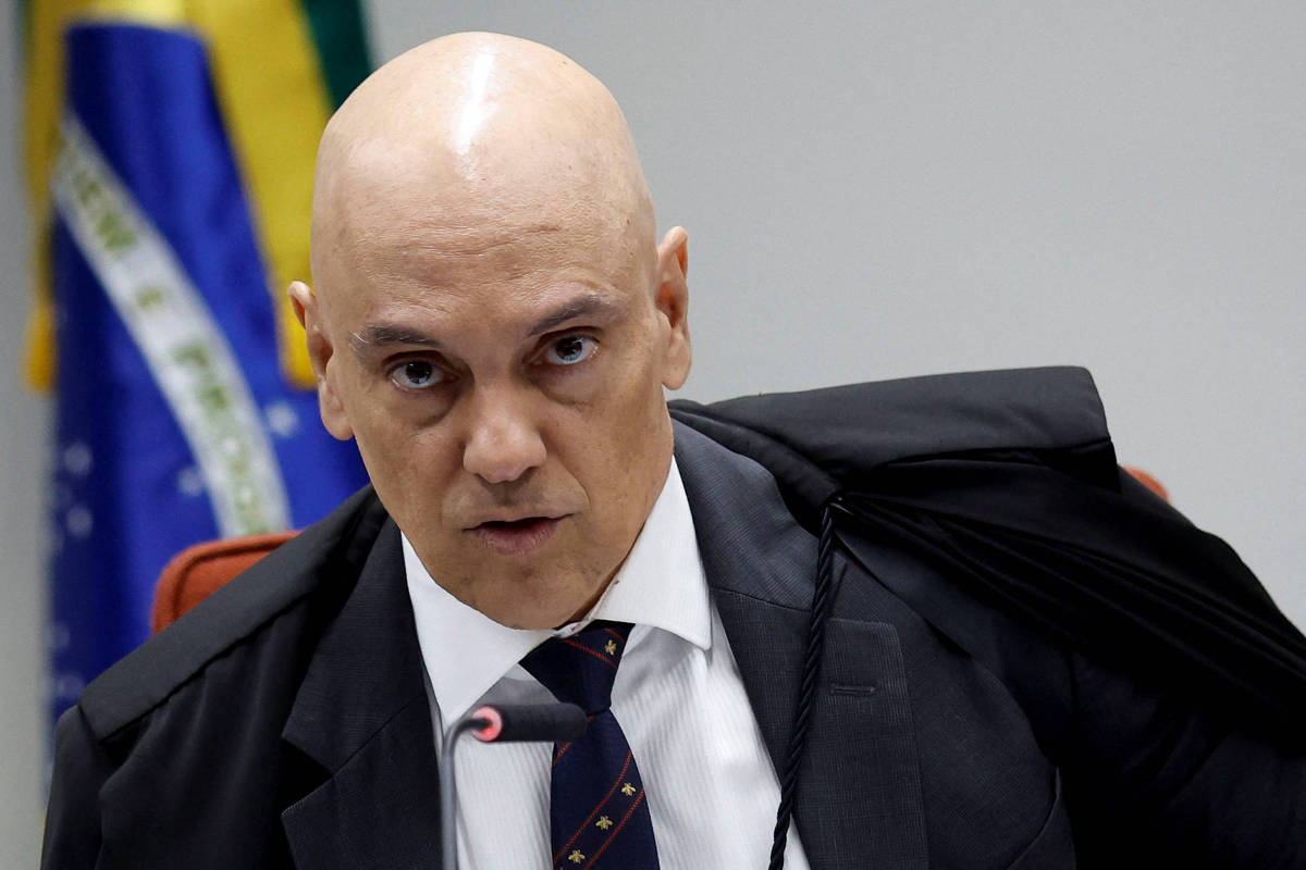 Moraes autoriza investigação de prefeito de Farroupilha (RS) que falou em colocá-lo na guilhotina