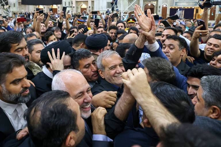Irã elege reformista que quer reatar laços com o Ocidente