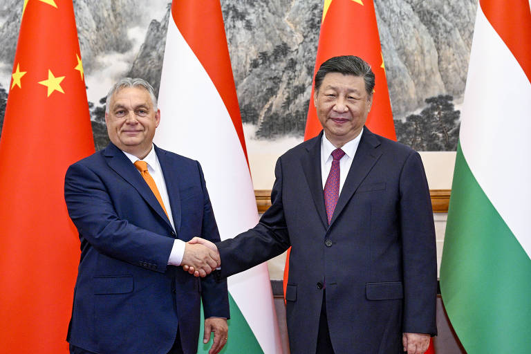 Xi recebe Orbán em Pequim e defende canal de diálogo entre Rússia e Ucrânia
