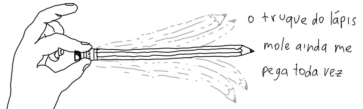A tirinha em preto e branco de Estela May, publicada em 10/07/24, traz uma mão segurando um lápis pela ponta. À direita da imagem, “o truque do lápis mole ainda me pega toda vez”