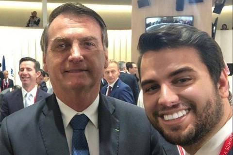 Moraes censura entrevista da Folha com ex-assessor de Bolsonaro