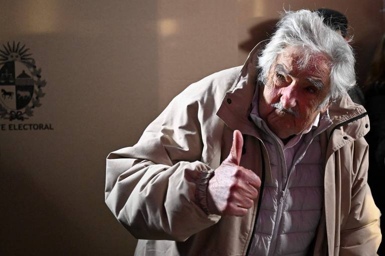 Esposa de Mujica diz que ele vive 'momento mais difícil' de tratamento para câncer