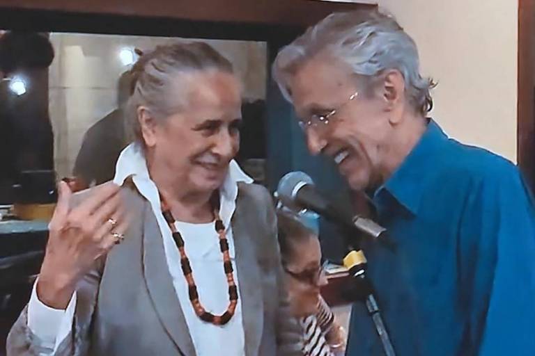 Caetano Veloso e Maria Bethânia divulgam vídeo de ensaio para turnê; veja