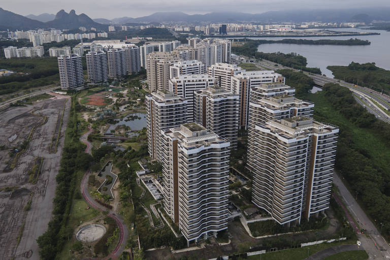 Foto aérea do condomínio Ilha Pura, antiga Vila Olímpica dos Jogos Olímpicos de 2016, no Rio de Janeiro
