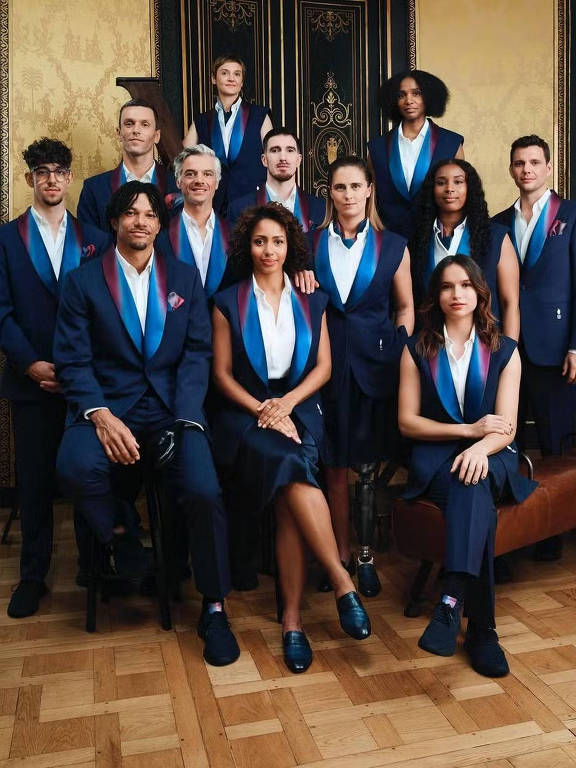 Uniforme da delegação da França, da Berluti