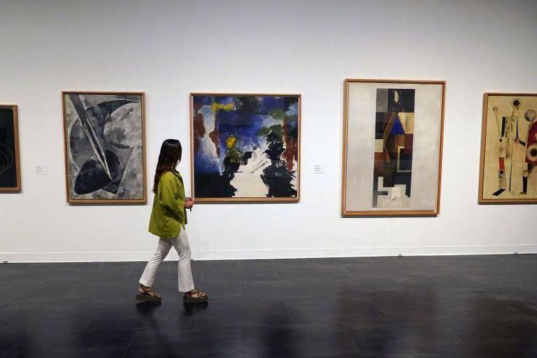 Mostra de arte russa em museu na Espanha