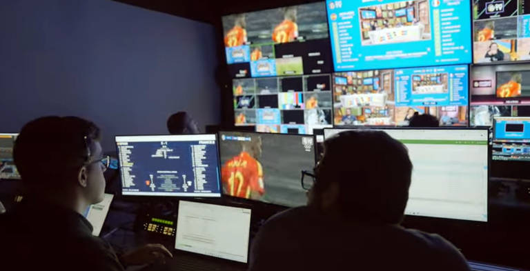 Sala de direção da Cazé TV