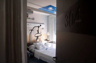 Inside the palliative care unit of the Clinic Saint-Elisabeth, in Marseille