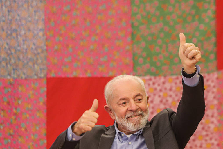 Presidente Lula durante reunião com lideranças e movimentos sociais no Armazém do Campo, em São Paulo