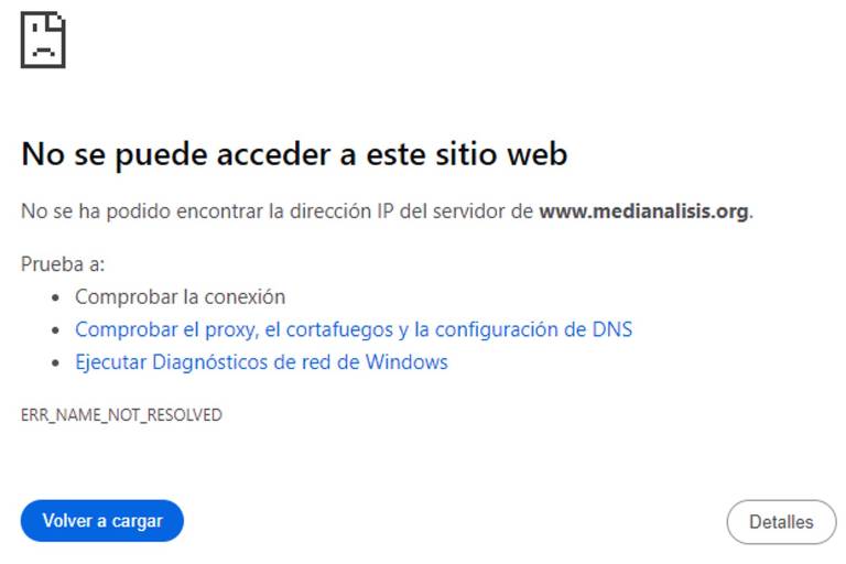 A imagem mostra uma mensagem de erro indicando que não é possível acessar o site www.medianalisis.org. A mensagem sugere verificar a conexão, o proxy, o firewall e a configuração de DNS, além de executar diagnósticos de rede do Windows. Há um ícone de erro no canto superior esquerdo e um botão para recarregar a página.