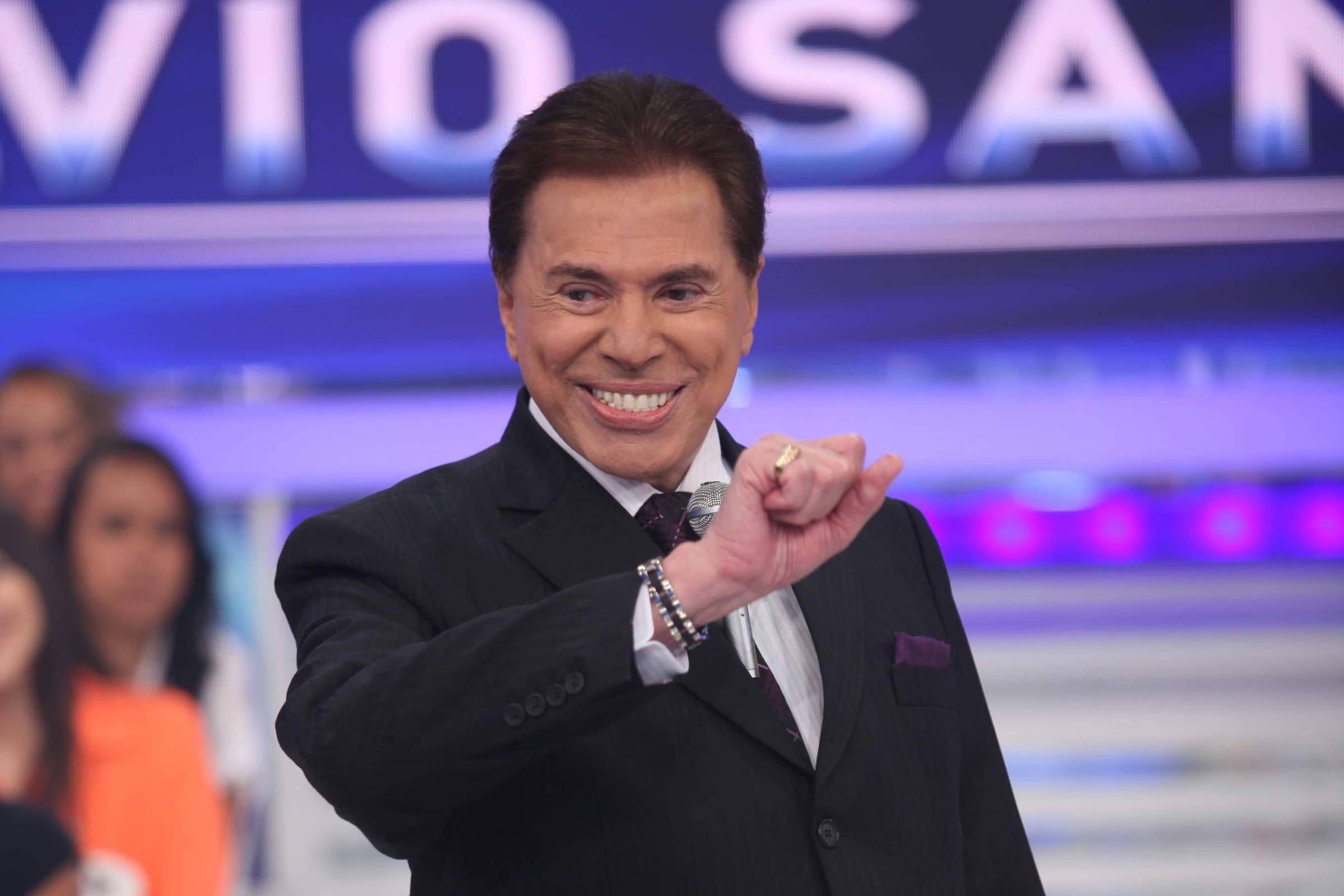 Tarcísio e Nunes decretam luto de sete dias em SP por morte de Silvio Santos