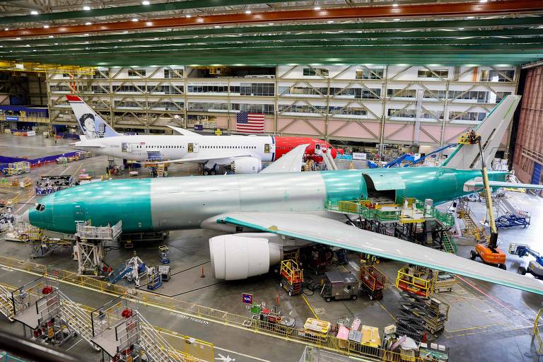 Montagem de avião da Boeing, em fábrica nos Estados Unidos