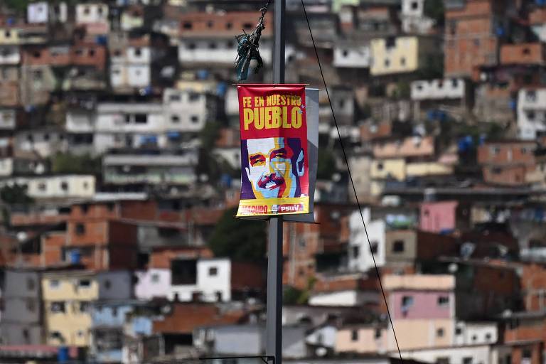 Maduro busca eleitor jovem nas redes sociais e lança videobiografia no YouTube