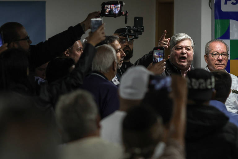 'Isso não é democracia, é baderna', diz Datena após confusão com ala pró-Nunes do PSDB