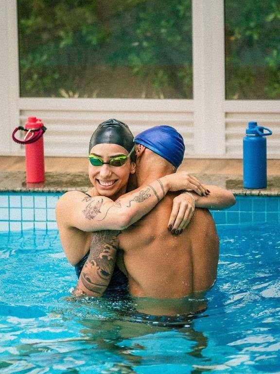 Ana Carolina Vieira e Gabriel Silva Santos dividem história de amor nas redes sociais