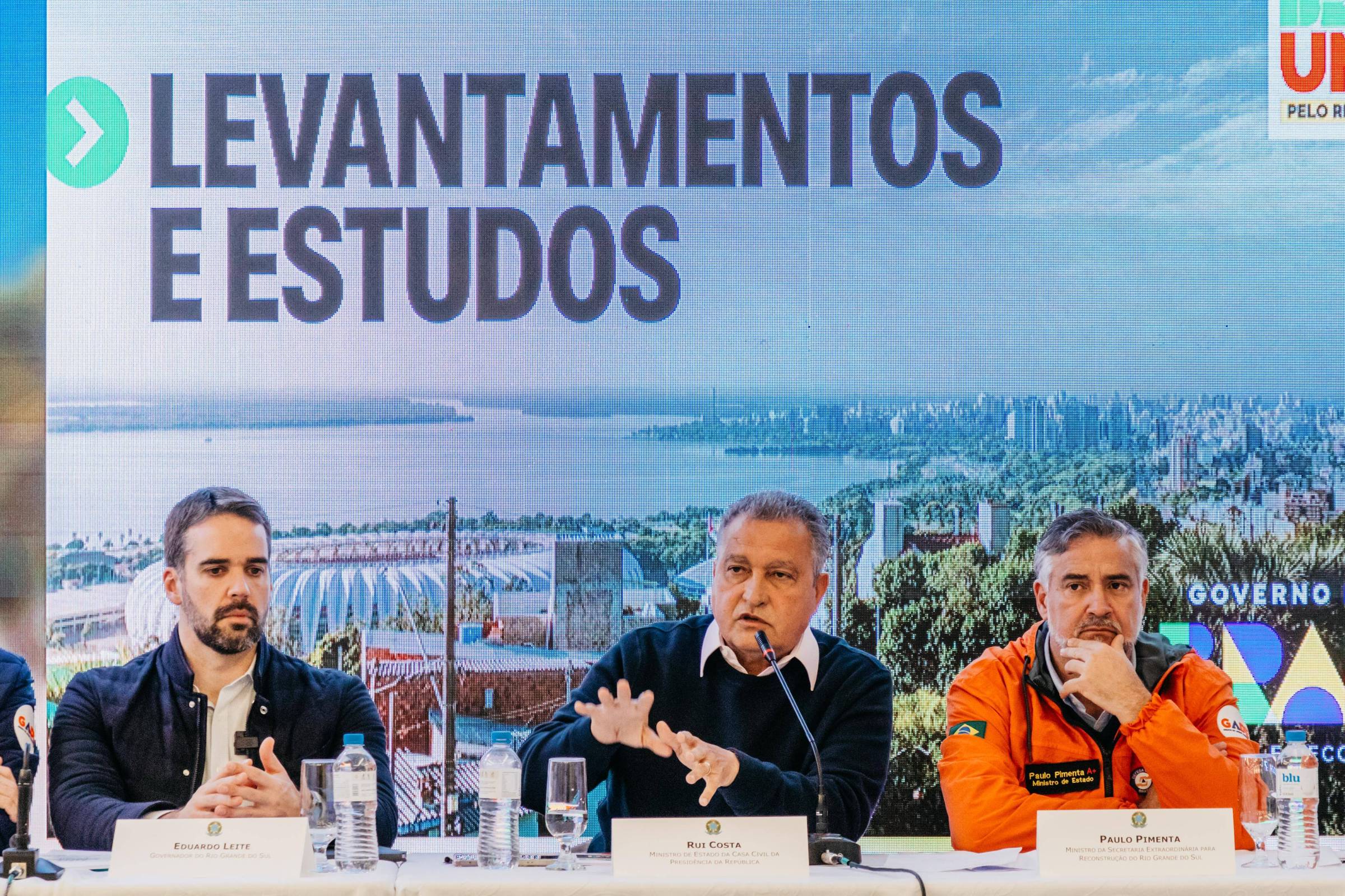 Pimenta acusa Governo do RS de promover Eduardo Leite em vídeo sobre reconstrução do estado