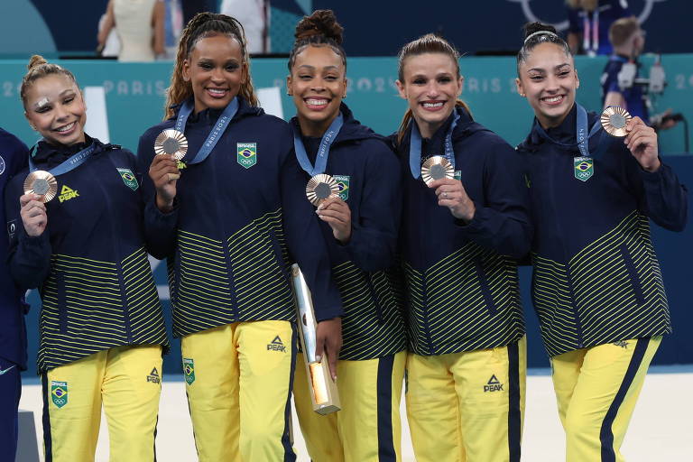 Redes vão à loucura com medalha inédita da ginástica do Brasil: 'Bronze com gosto de ouro'