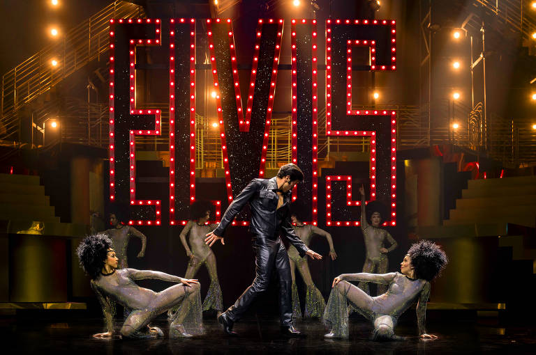 Cena do musical 'Elvis: A Musical Revolution'