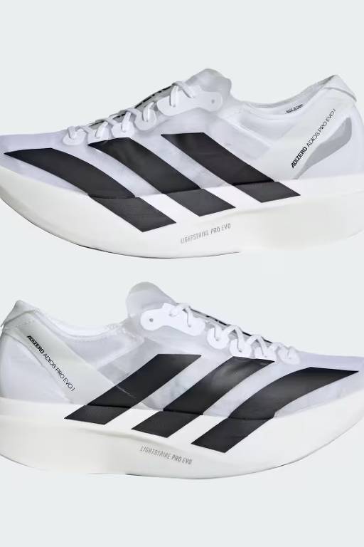 Imagem de um par de tênis da marca Adidas, com um design moderno. Os tênis são predominantemente brancos com detalhes em preto, incluindo três listras pretas características da marca. A parte superior é feita de um material leve e respirável, enquanto a sola é robusta e apresenta a inscrição 'LIGHTSTRIKE PRO EVO'. A imagem mostra os tênis em duas posições, um em cima e outro embaixo.