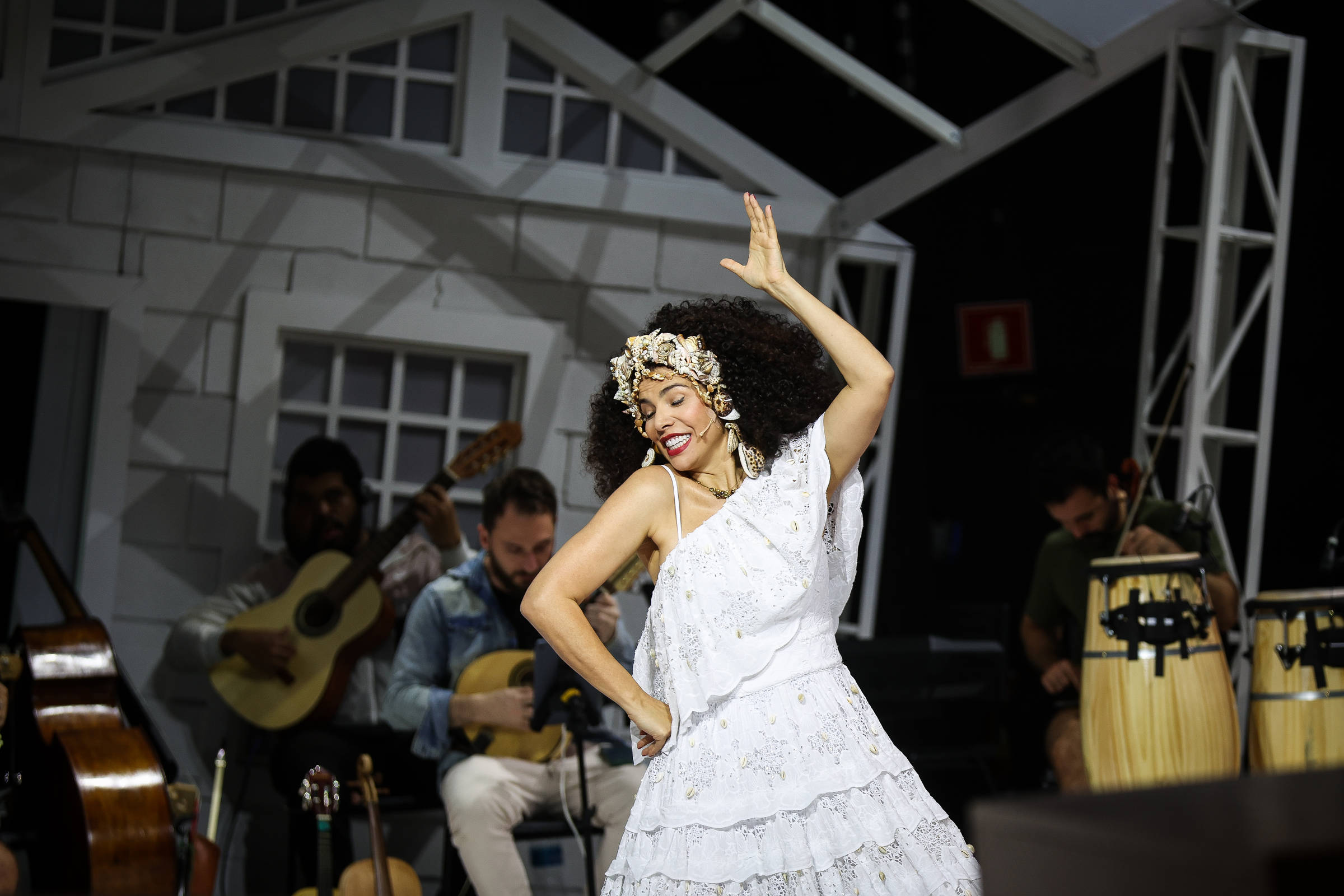 Musical sobre Clara Nunes é o principal vencedor do Prêmio Bibi Ferreira; veja os ganhadores