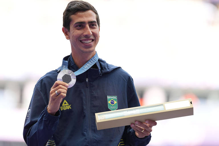 Caio Bonfim, da marcha atlética, conquistou a quinta medalha brasileira no torneio, a segunda de prata, e inédita: o país nunca havia ficado no pódio na modalidade