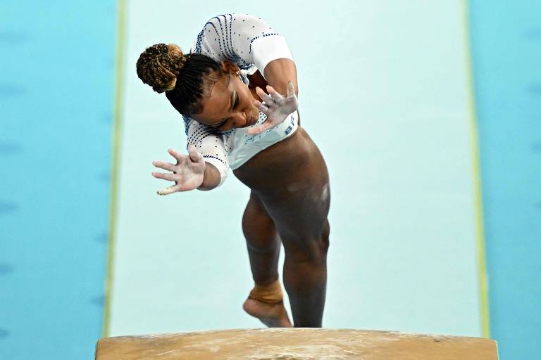 Rebeca Andrade em ação