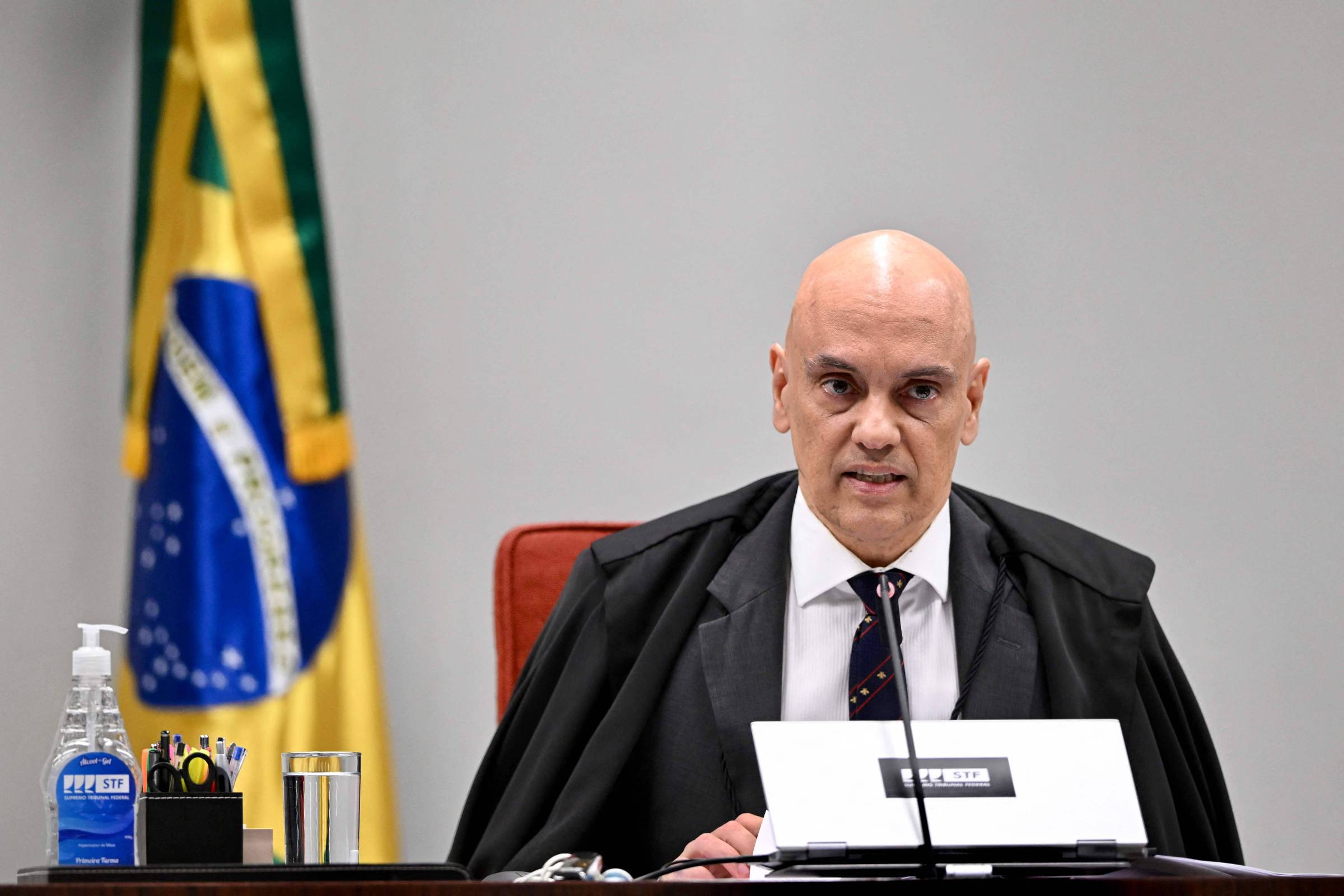 STF começa a julgar licença-maternidade compartilhada e igualdade na adoção