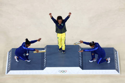 Rebeca começou em projeto social e superou lesões para se tornar a maior atleta olímpica do Brasil