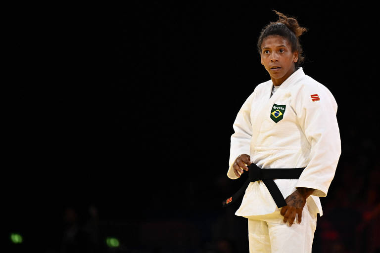 Rafaela Silva, judoca brasileira que venceu na disputa de equipes mas foi eliminada na individual por punição 