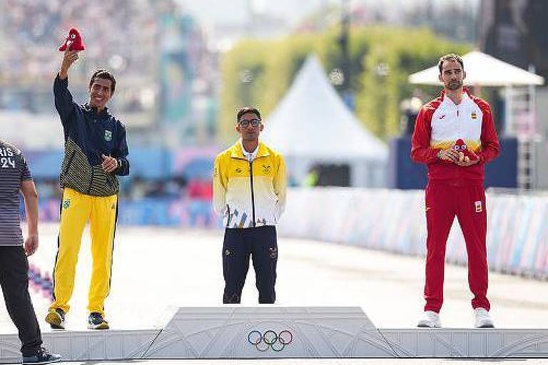 Pódio da marcha atlética na Olimpíada de Paris 2024