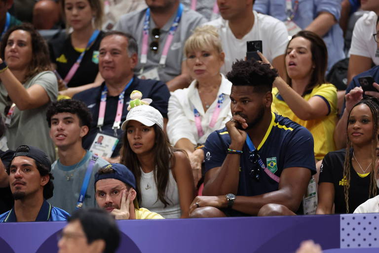 Rebeca Andrade, Rayssa Leal e Gabriel Medina torcem por brasileiras do vôlei na semifinal contra os EUA